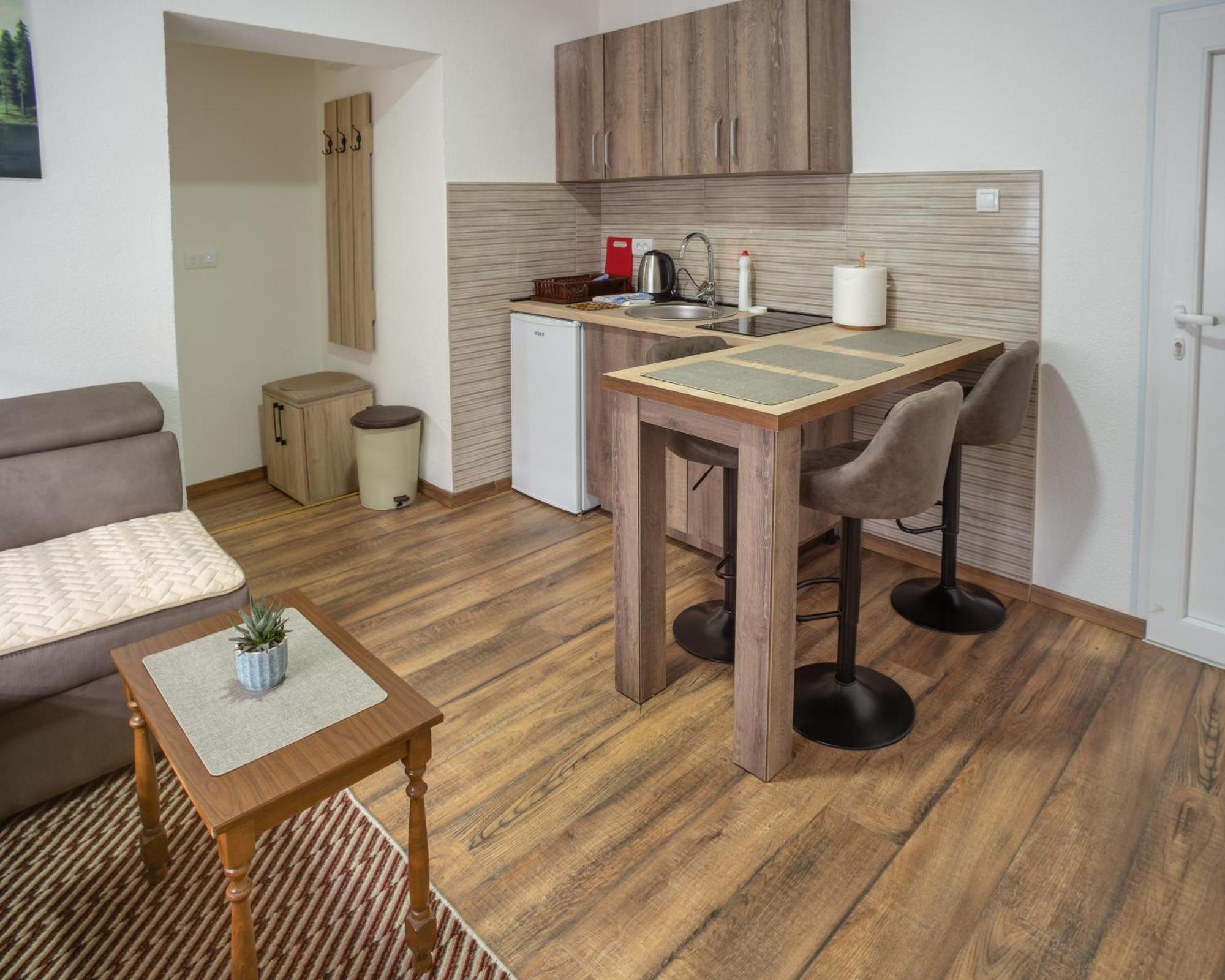 Apartmani Albion Žabljak Zewnętrze zdjęcie